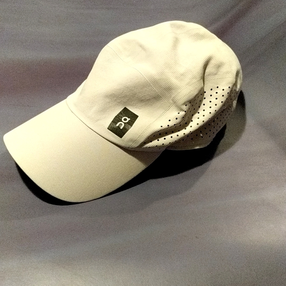 ON Running Lightweight Cap